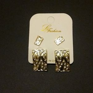 Accessories /2pr.EARRING 4 1 Price🌹🌹🌹